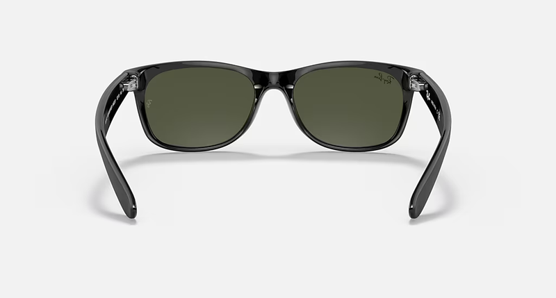 Ray-Ban New Wayfarer Unisex Lifestyle Sunglasses