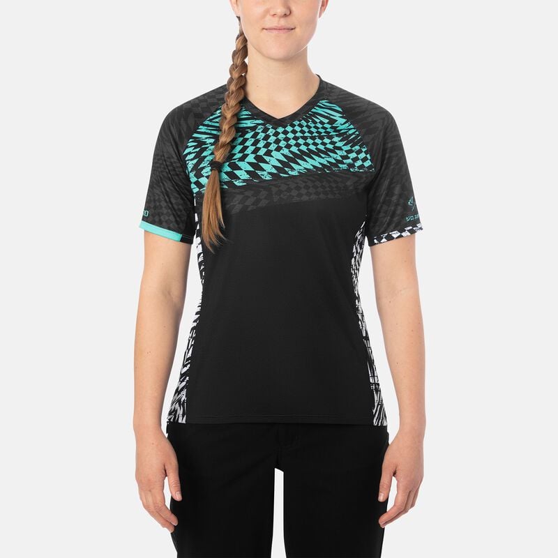 Giro Women Roust Jersey - Front view, showcasing lightweight and breathable design