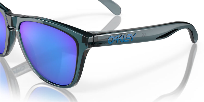 Oakley Frogskins Square Unisex Lifestyle Sunglasses, showcasing their iconic design and versatile frame options.