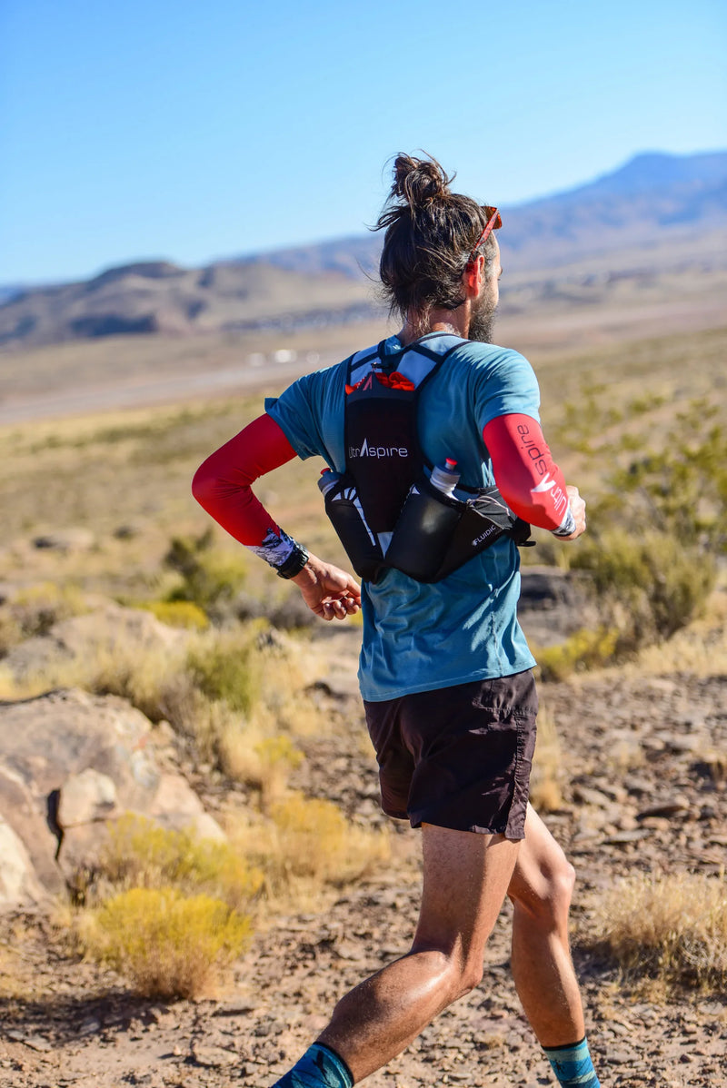 UltrAspire Momemtum 2.0 w/ 2x Ultraflask 550 Unisex Race Vest