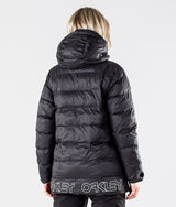 Oakley TNP Winter Pine DWR Puff Women Snow Jacket - Front view, showcasing water repellent technology and two-point hood adjustment