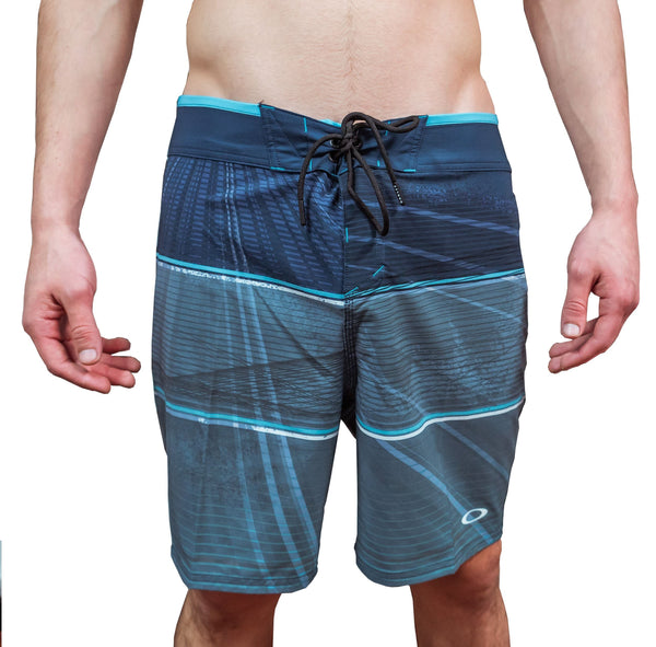 Oakley Geometric Print Men 18" Surf Boardshort
